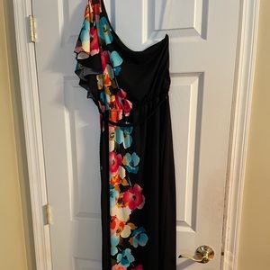 Cute maxi dress for the summer!